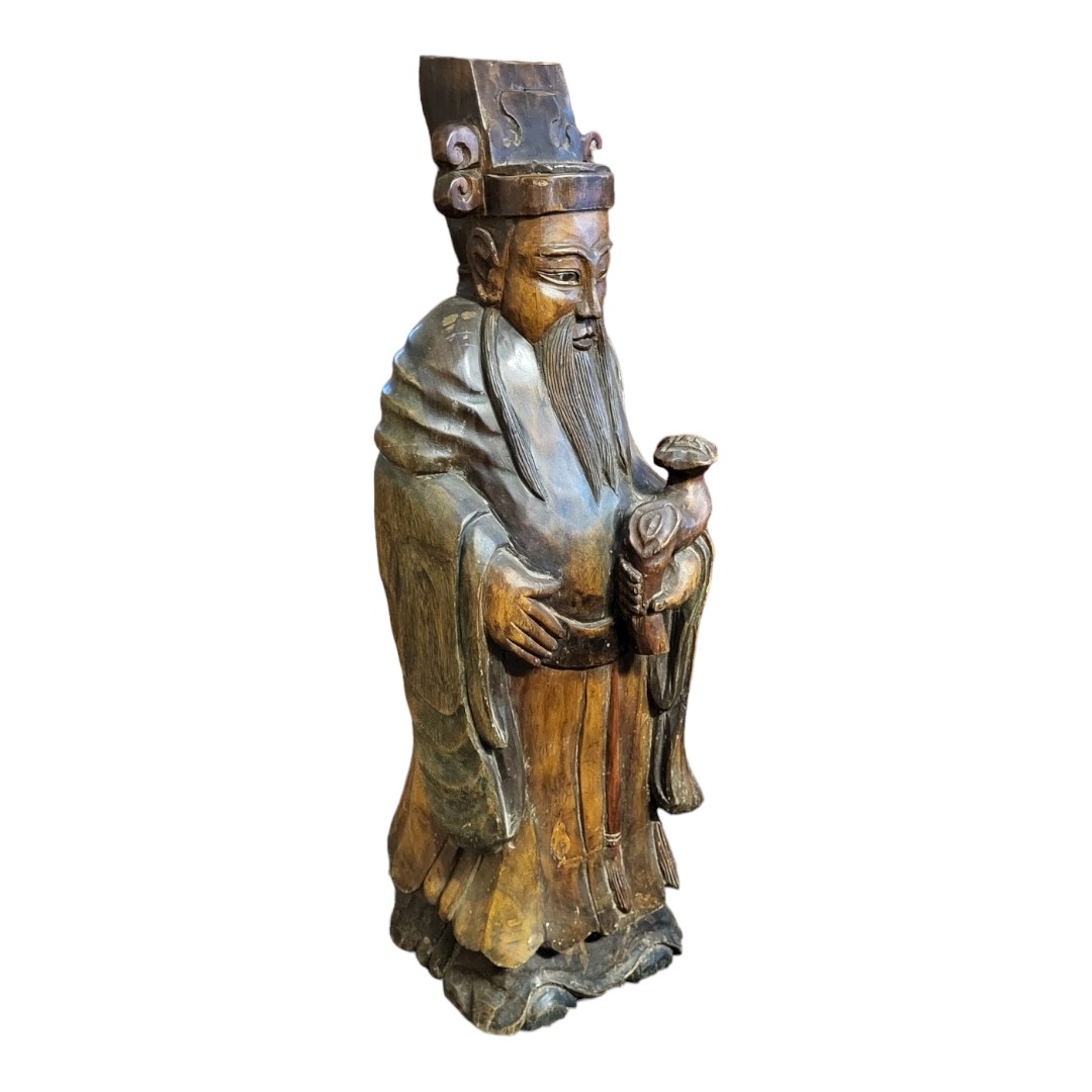 A CHINESE ? LIFE SIZE CARVED WOODEN STATUE OF A SAGE. (110cm) Condition: good overall, some light - Image 2 of 2