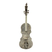 A 19TH CENTURY CONTINENTAL SILVER NOVELTY CELLO SNUFF BOX Having a female bust to finial hinged