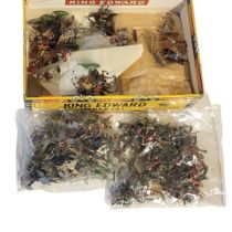 A COLLECTION OF VINTAGE METAL MINIATURE SOLDIERS Various livery and designs. (approx 200 figures,