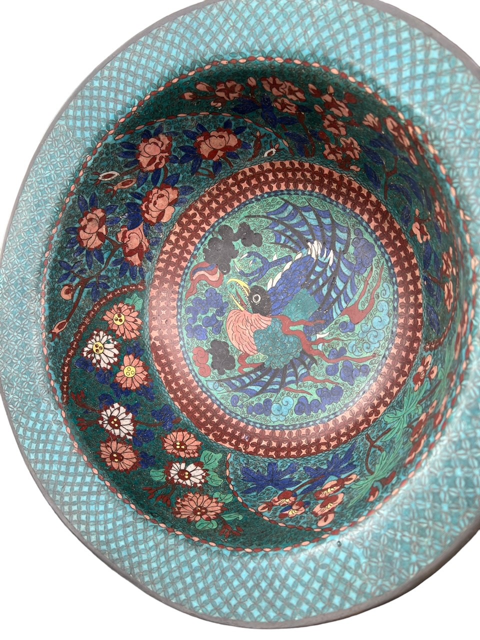 A LARGE CHINESE LATE MING DYNASTY 17TH CENTURY CLOISONNÉ BOWL Of waisted circular form with a flared - Image 8 of 8