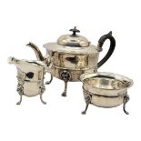 FENTON BROTHERS LTD, AN EARLY 20TH CENTURY SILVER THREE-PIECE TEA SET, HALLMARKED SHEFFIELD, 1921