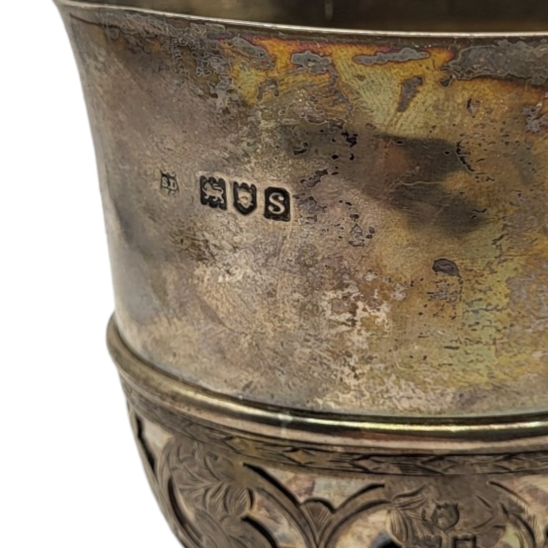 STEWART DAWSON & CO. LTD, AN UNUSUAL EARLY 20TH CENTURY SILVER CUP, HAVING REMOVABLE DECORATIVE - Image 3 of 3