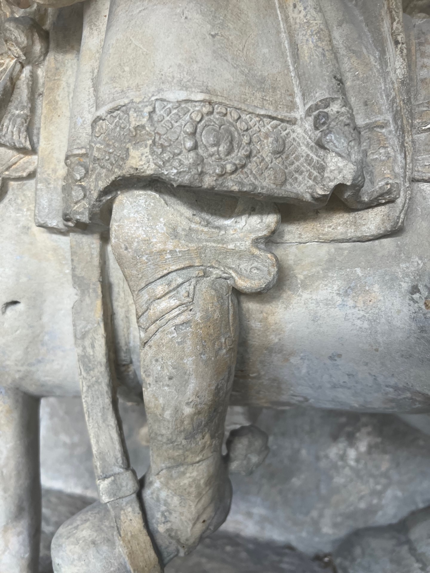 A LARGE RARE EARLY 16TH CENTURY FRENCH CARVED LIMESTONE GROUP, St. Martin on horseback sharing a - Image 9 of 15