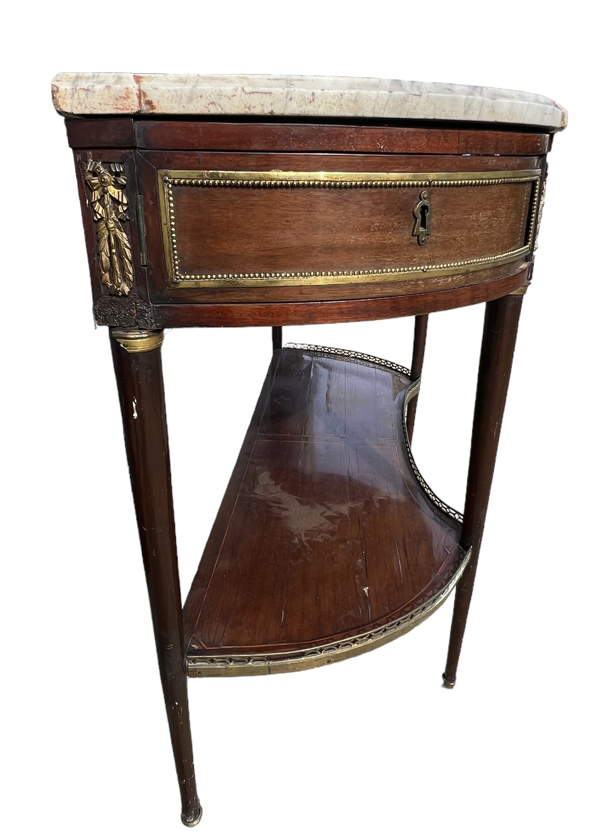 AN 18TH CENTURY FRENCH LOUIS XI PERIOD MAHOGANY AND GILT METAL MOUNTED DESSERT CONSOLE TABLE - Image 3 of 9