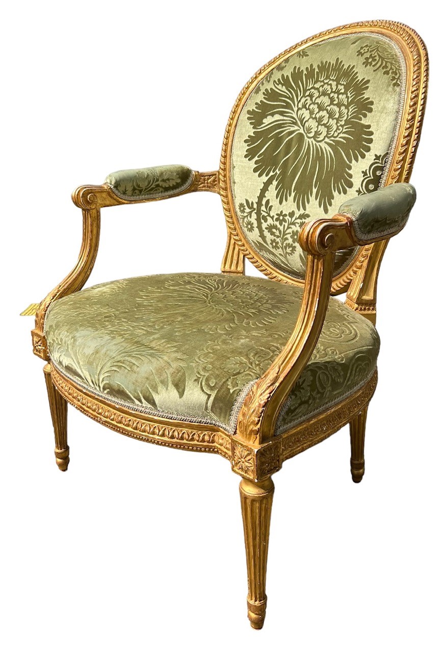 LOUIS DELANOIS, AN 18TH CENTURY FRENCH LOUIS XVI CARVED GILTWOOD ARMCHAIR With oval padded back, - Image 2 of 8