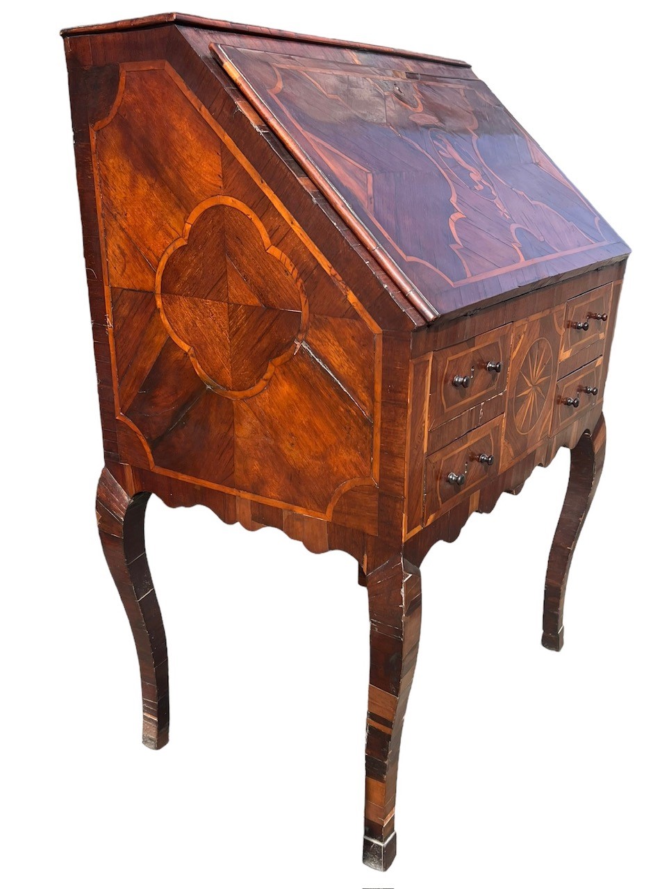 AN 18TH CENTURY MALTESE WALNUT AND MARQUETRY INLAID WRITING BUREAU The fall front opening to - Image 2 of 8