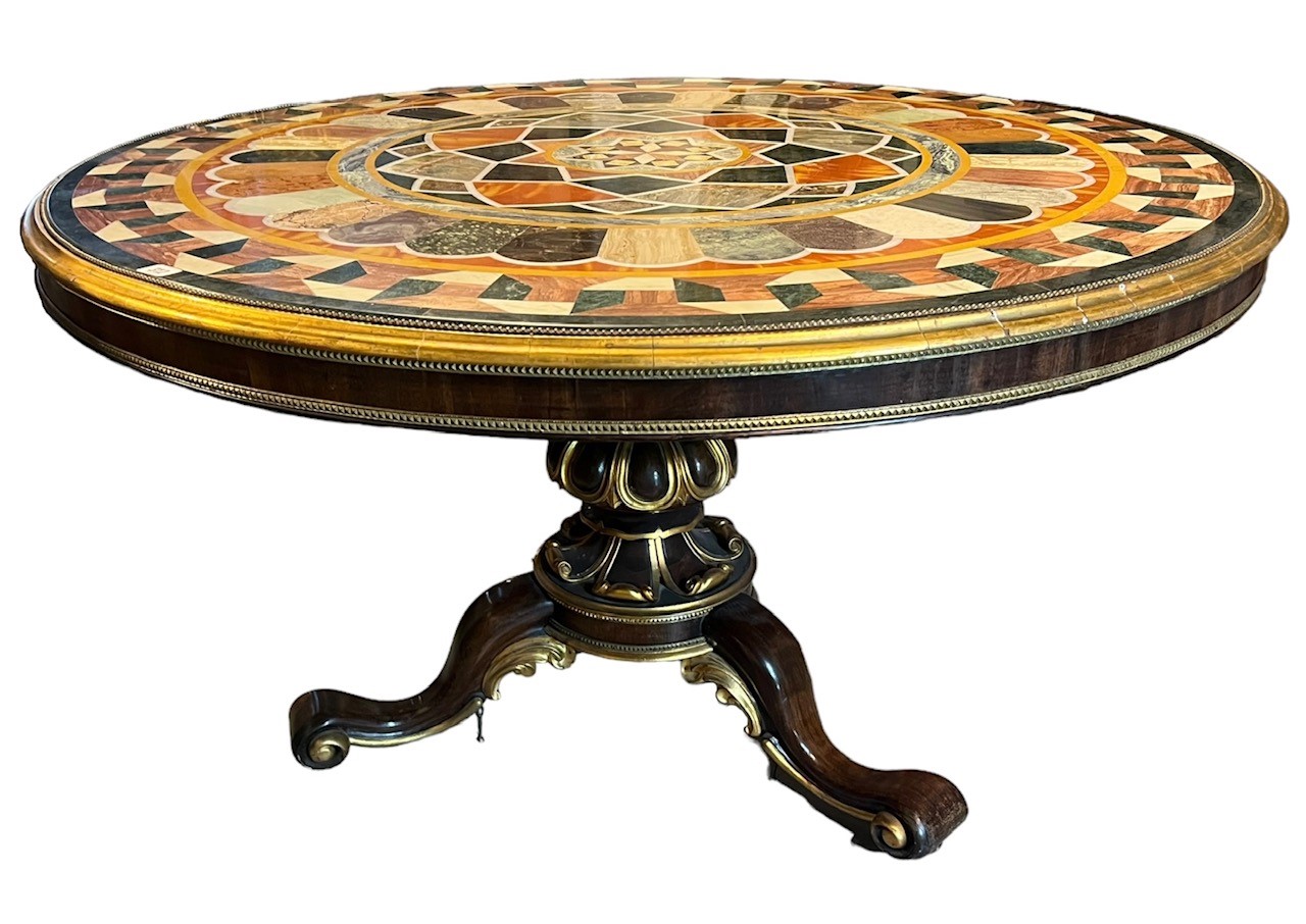 A FINE 19TH CENTURY VICTORIAN ROSEWOOD AND PARCEL GILT METAL MOUNTED SPECIMEN CIRCULAR TOP CENTRE