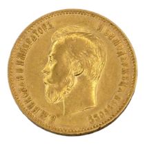 AN EARLY 20TH CENTURY RUSSIAN, 21CT GOLD NICOLAS II 10 ROUBLES COIN, DATED 1901. (diameter 22.5mm,