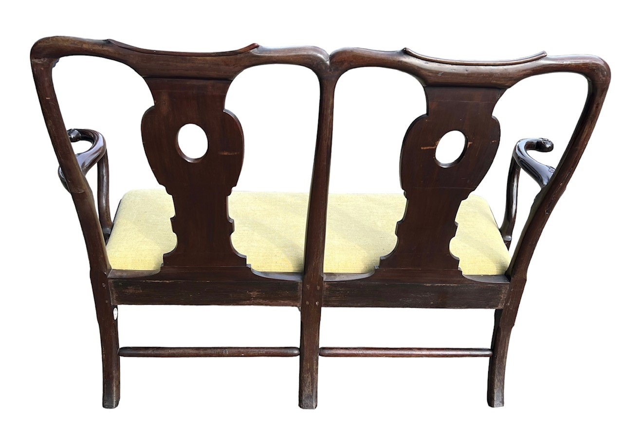 AN 18TH CENTURY IRISH CARVED MAHOGANY DOUBLE CHAIR BACK SETTEE The scrolling back and arms decorated - Image 5 of 5