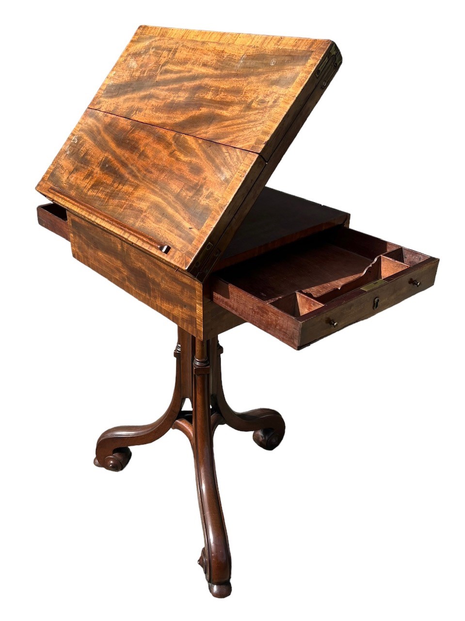 A GEORGE III MAHOGANY PEDESTAL ADJUSTABLE READING/WRITING TABLE The hinged folding top opening to - Image 7 of 12