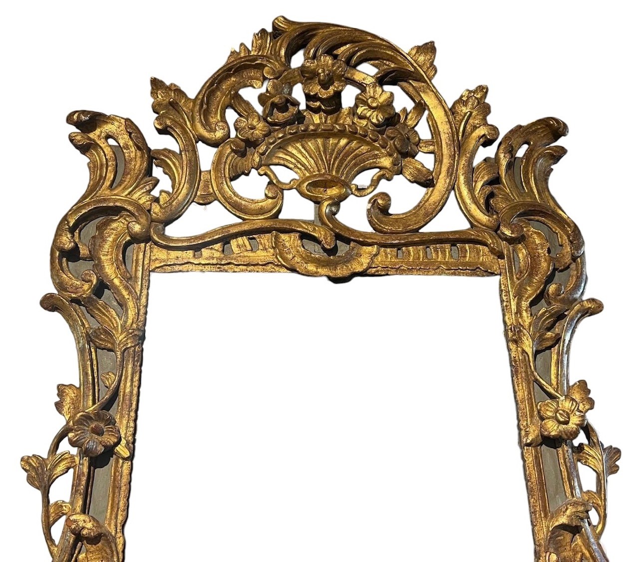 A LARGE 18TH CENTURY FRENCH LOUIS XV ROCOCO CARVED GILTWOOD AND PAINTED PIER MIRROR The framed - Image 6 of 8