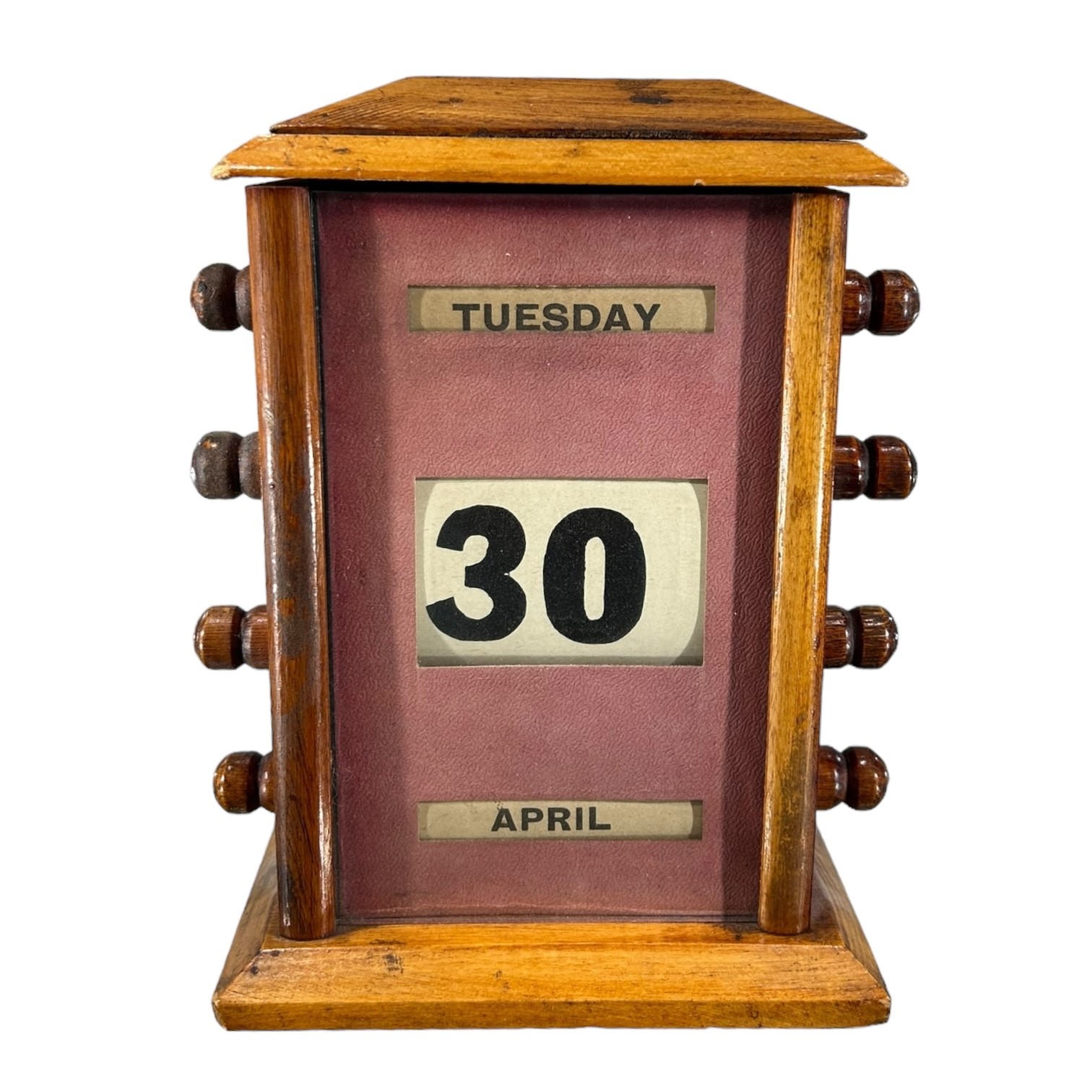 AN ART DECO PERIOD WOODEN PERPETUAL DESK CALENDAR. (h 16.5cm x w 12cm x d 7.5cm)