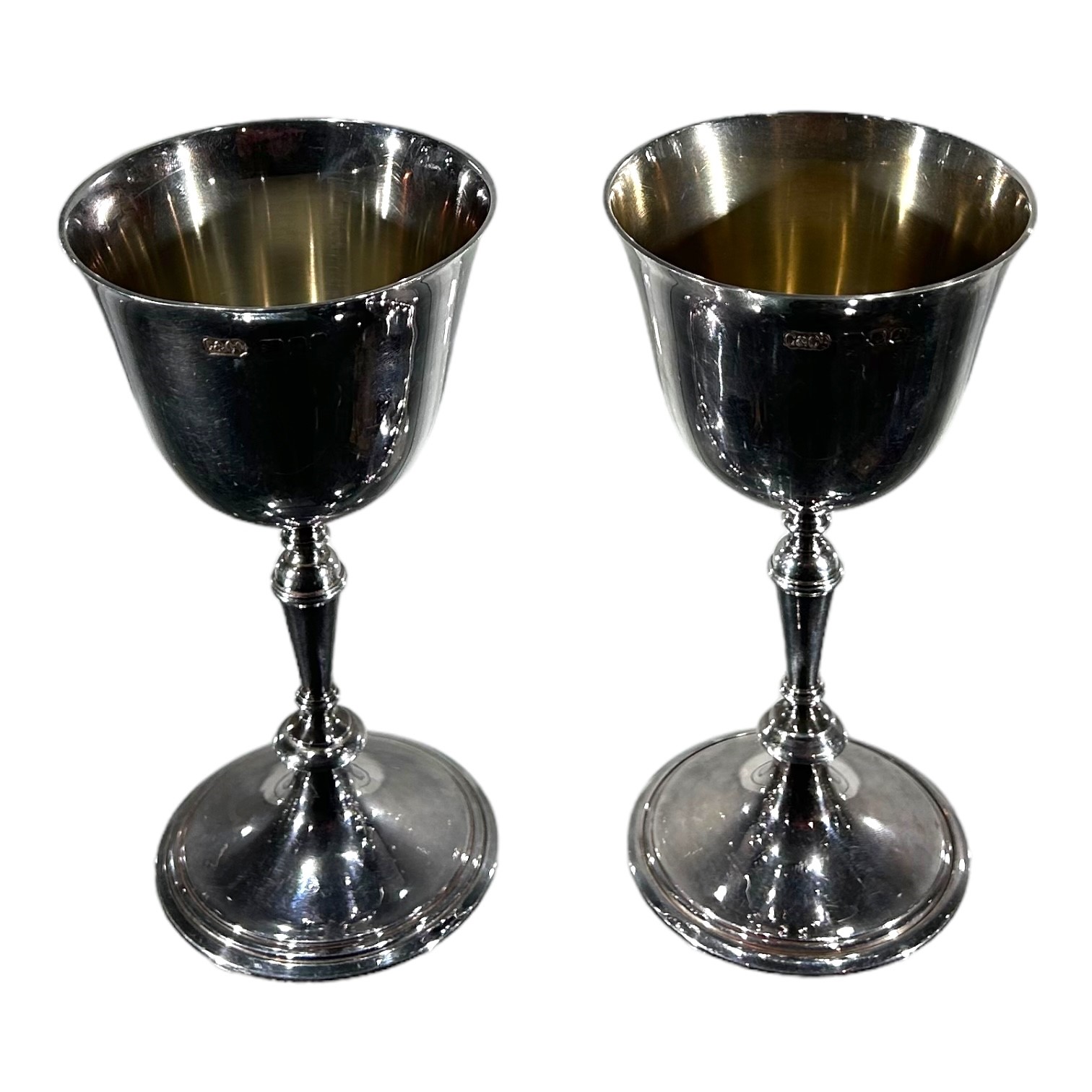 CARRINGTON & CO., A SET OF FOUR SILVER GOBLETS, HALLMARKED LONDON, 1966 & 1969 Reeded stem - Image 3 of 3