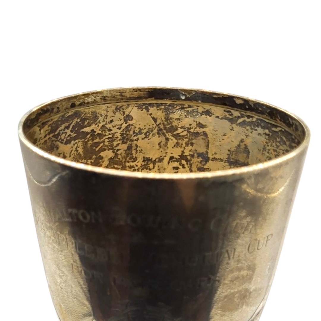 WALTON ROWING CLUB, A LARGE 20TH CENTURY SILVER TROPHY CUP Hallmarked Atkin Brothers, Sheffield, - Image 5 of 5