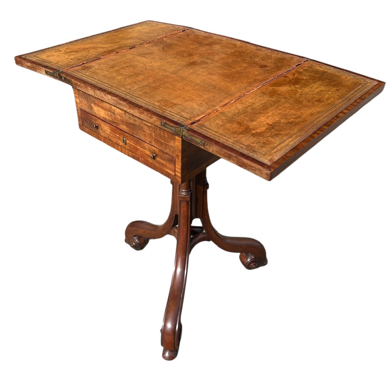 A GEORGE III MAHOGANY PEDESTAL ADJUSTABLE READING/WRITING TABLE The hinged folding top opening to - Image 4 of 12