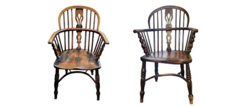 A PAIR OF MID 19TH CENTURY OAK AND ELM WINDSOR CHAIRS Pierced splat, solid saddle seat, turned