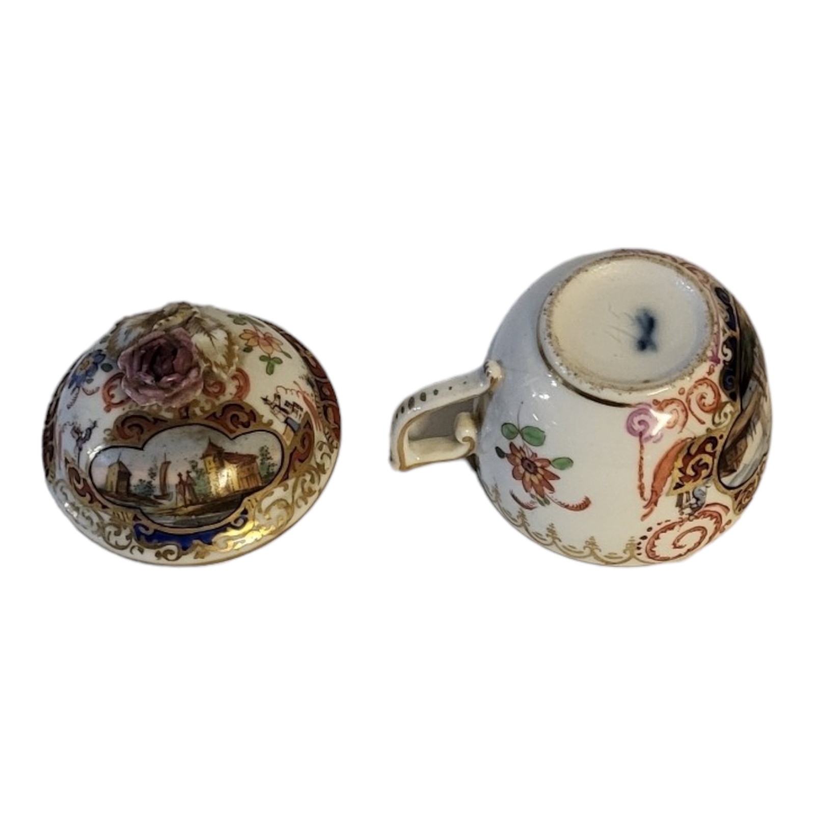 MEISSEN, AN 18TH CENTURY MINIATURE HARD PASTE PORCELAIN CUSTARD CUP AND COVER Designed after - Image 8 of 9