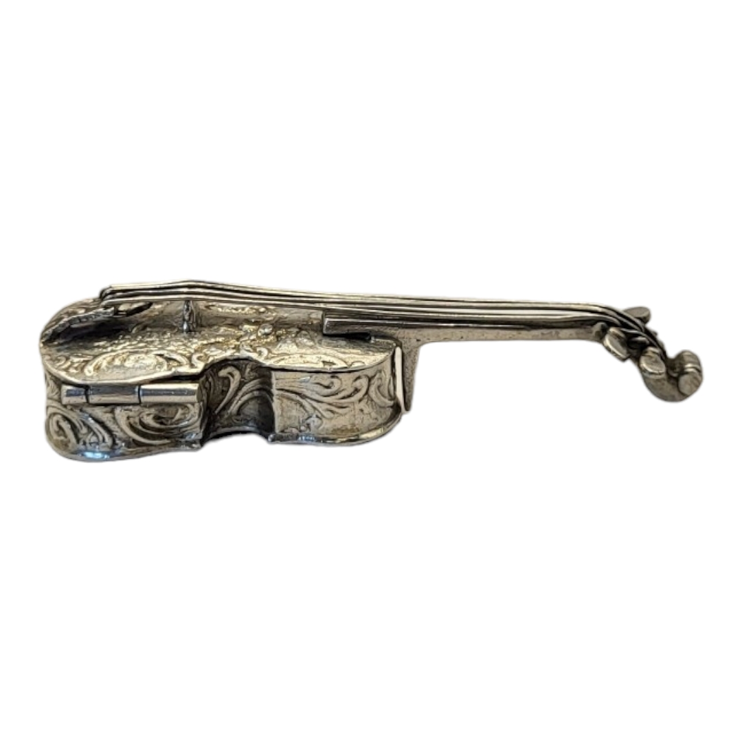 A VICTORIAN SILVER NOVELTY CELLO PILL BOX Having embossed figural decoration, bearing import - Image 3 of 6