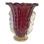 A MID 20TH CENTURY ITALIAN MURANO HAND BLOWN CAMPANA FORM ART GLASS VASE The body applied with