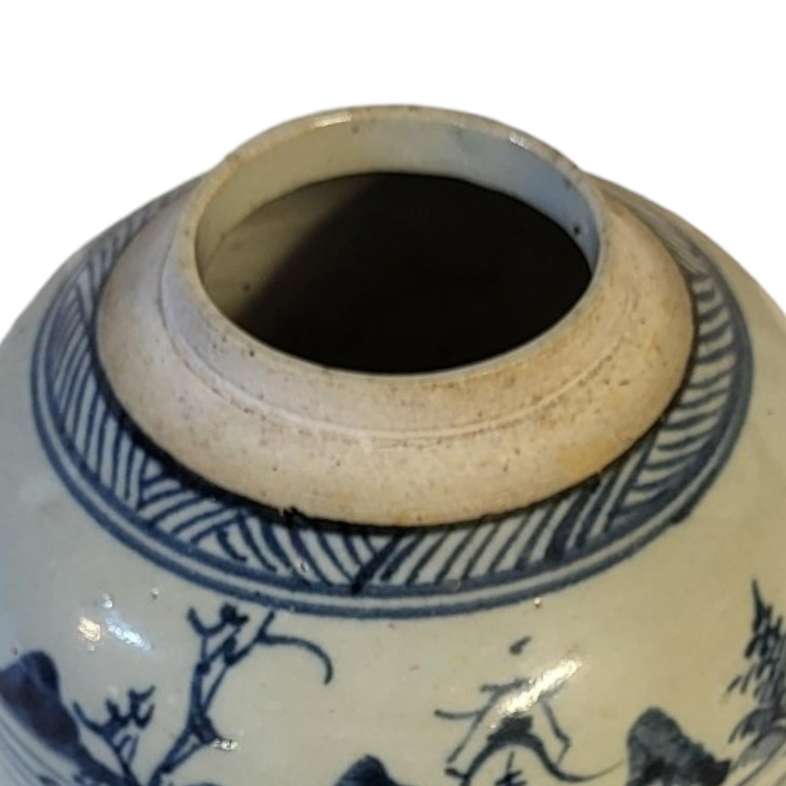 A 19TH CENTURY QING DYNASTY BLUE AND WHITE GINGER JAR AND COVER With continuous landscape view, - Image 11 of 11