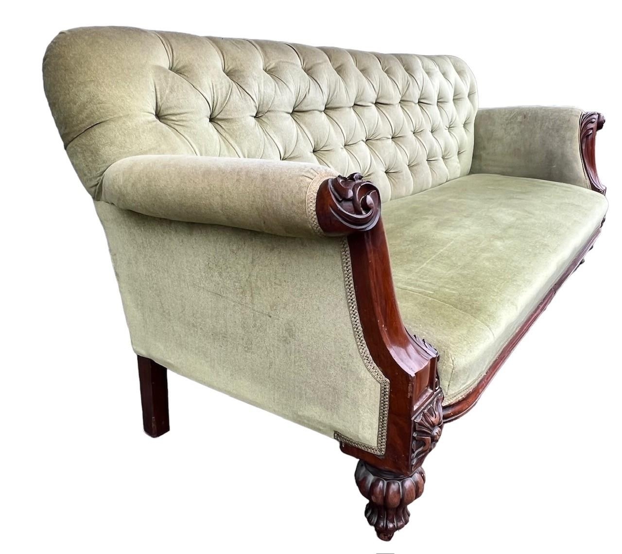 MANNER OF GILLOWS, A 19TH CENTURY CARVED MAHOGANY BUTTONED BACK UPHOLSTERED SETTEE With carved - Image 3 of 3