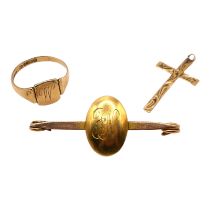 A 9CT GOLD SIGNET RING, CIRCA 1940 Together with a 18ct and 9ct gold bar brooch and vintage 9ct gold