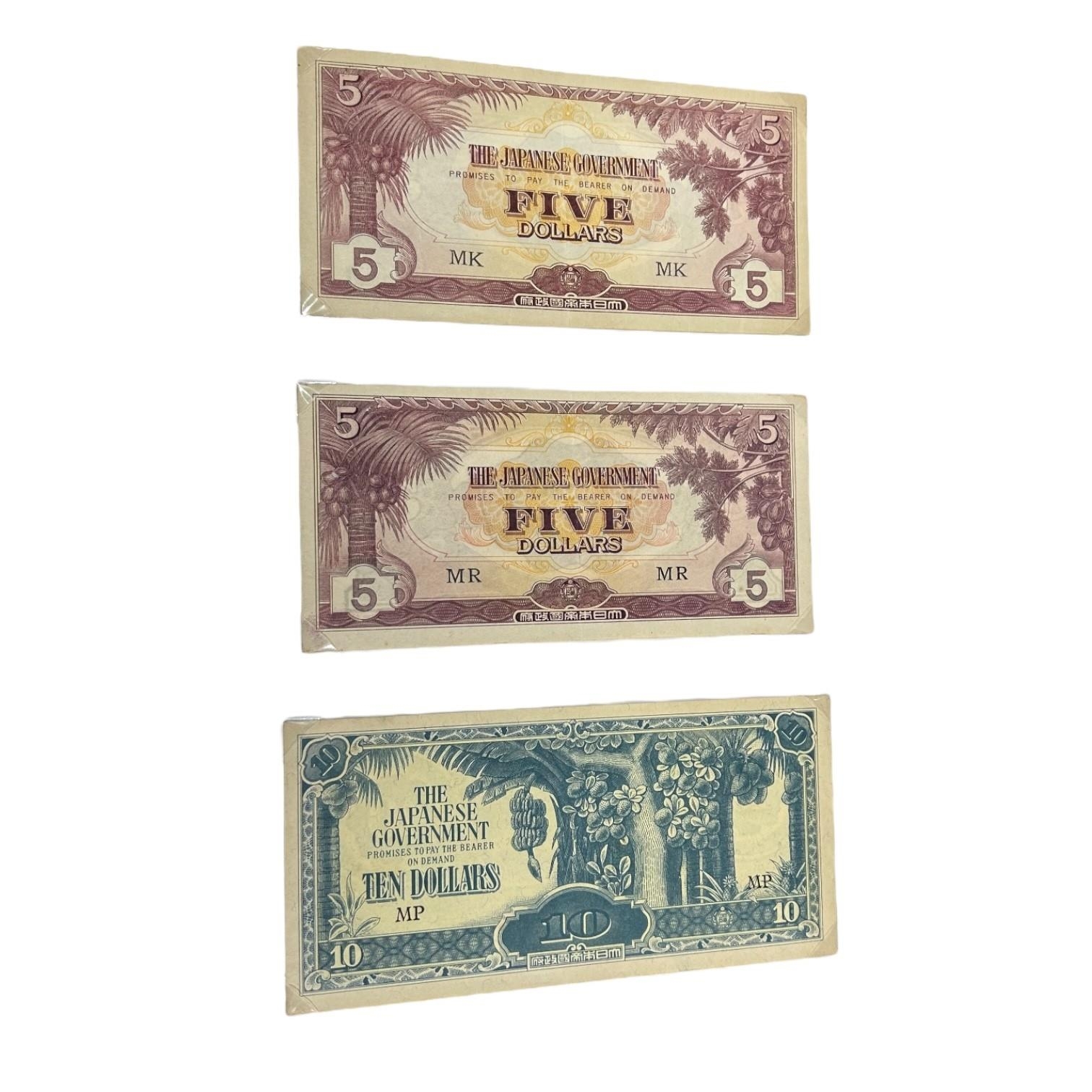 A COLLECTION OF THE JAPANESE GOVERMENT MALAYA BANKNOTES Comprising one 1000 dollars note, two 100 - Image 2 of 4