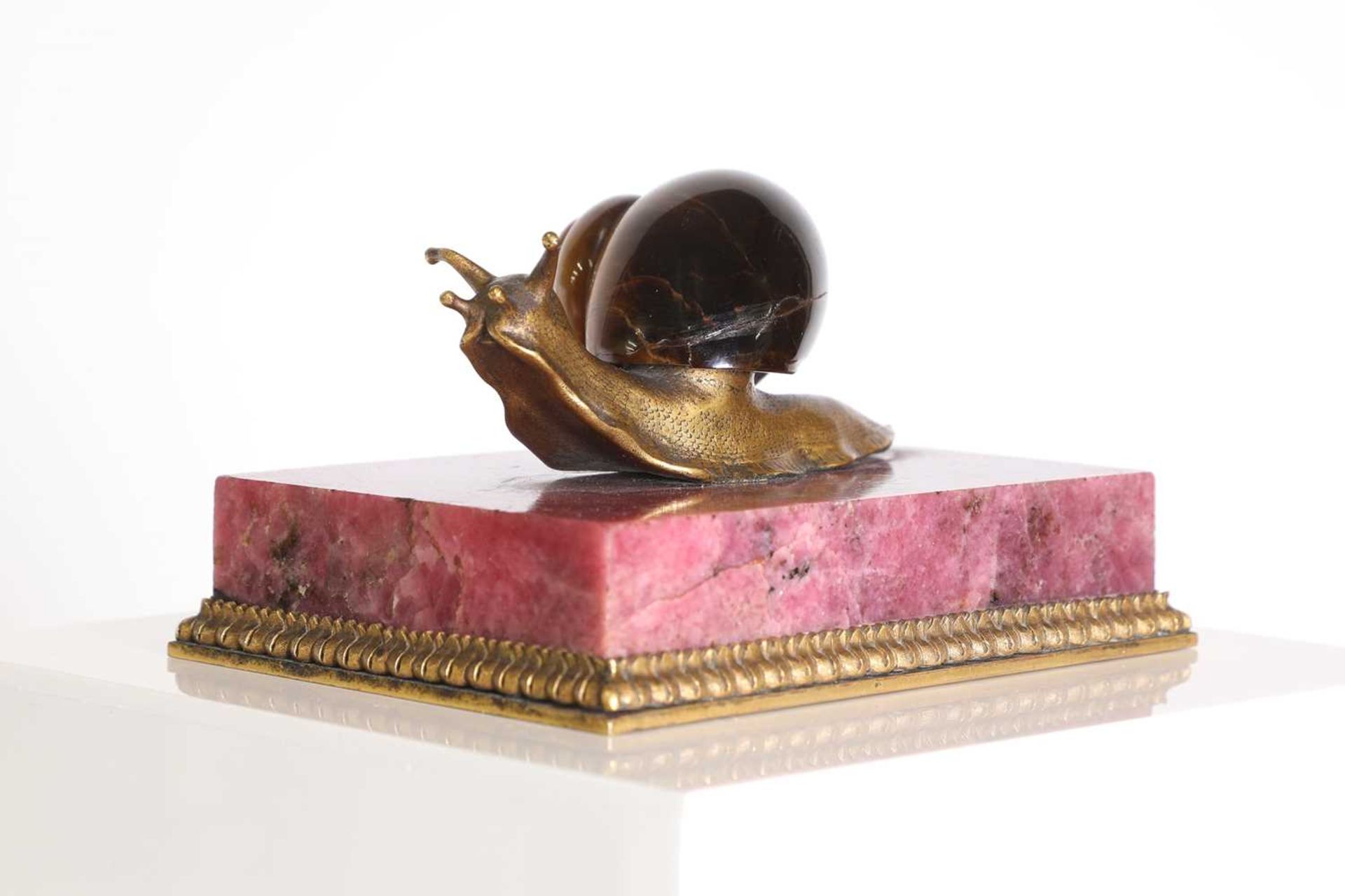 A tiger's eye and ormolu snail, - Image 5 of 25