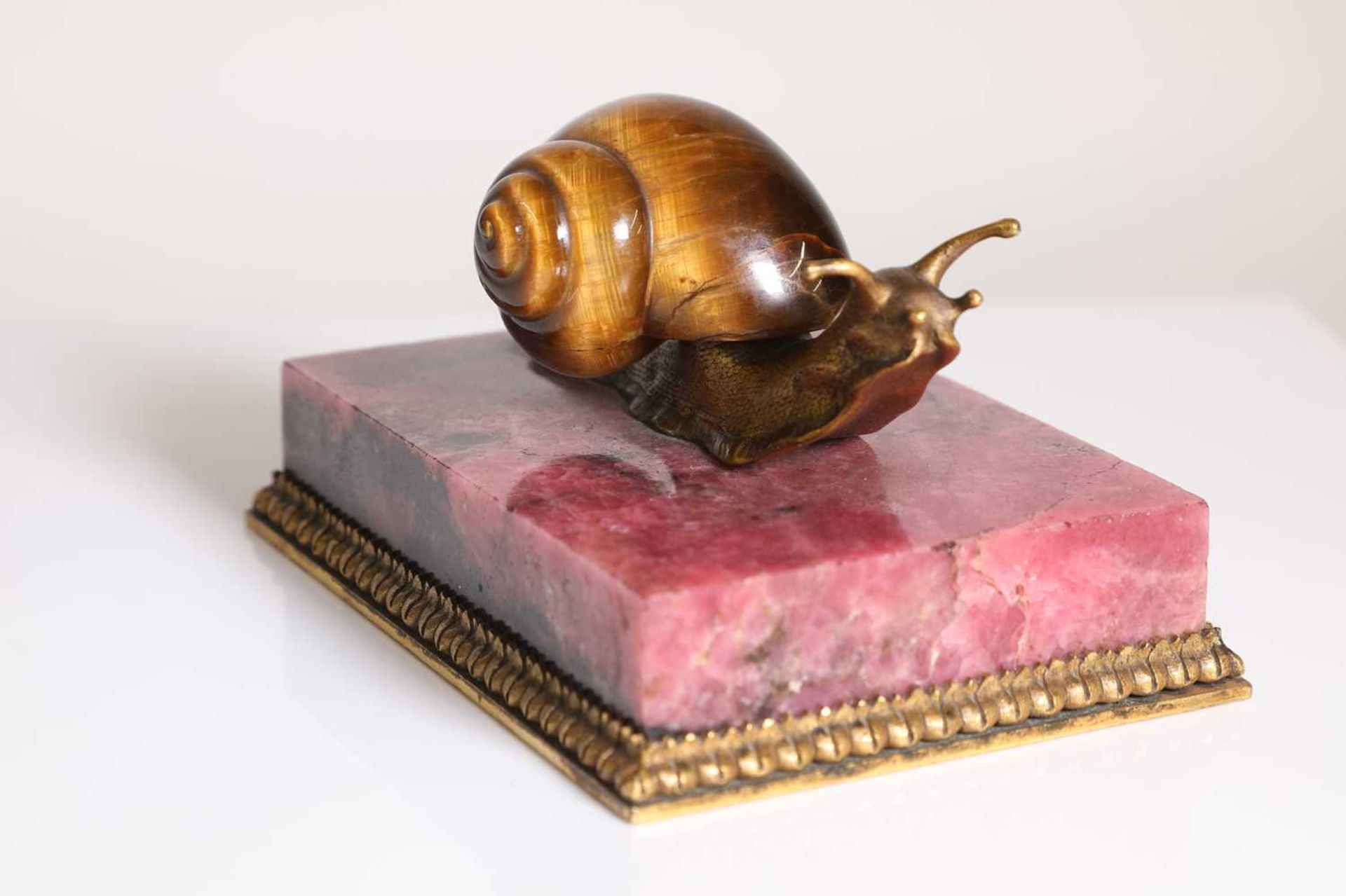 A tiger's eye and ormolu snail, - Image 13 of 25