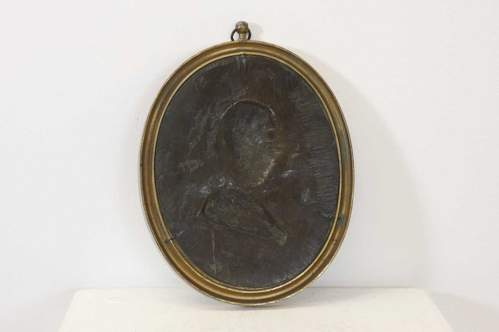 A bronze oval portrait plaque, - Image 2 of 8