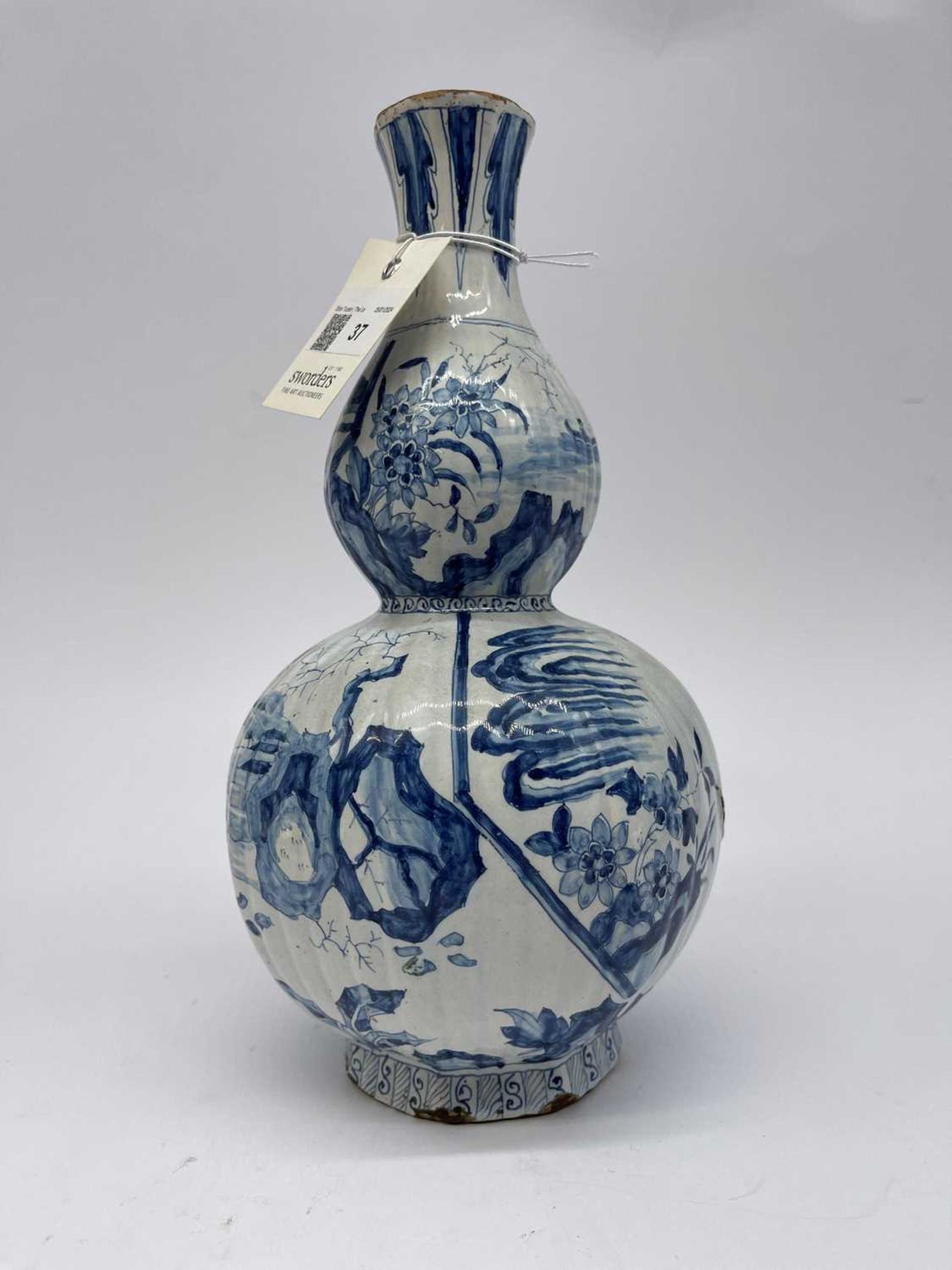A delft tin-glazed earthenware double gourd vase, - Image 19 of 19