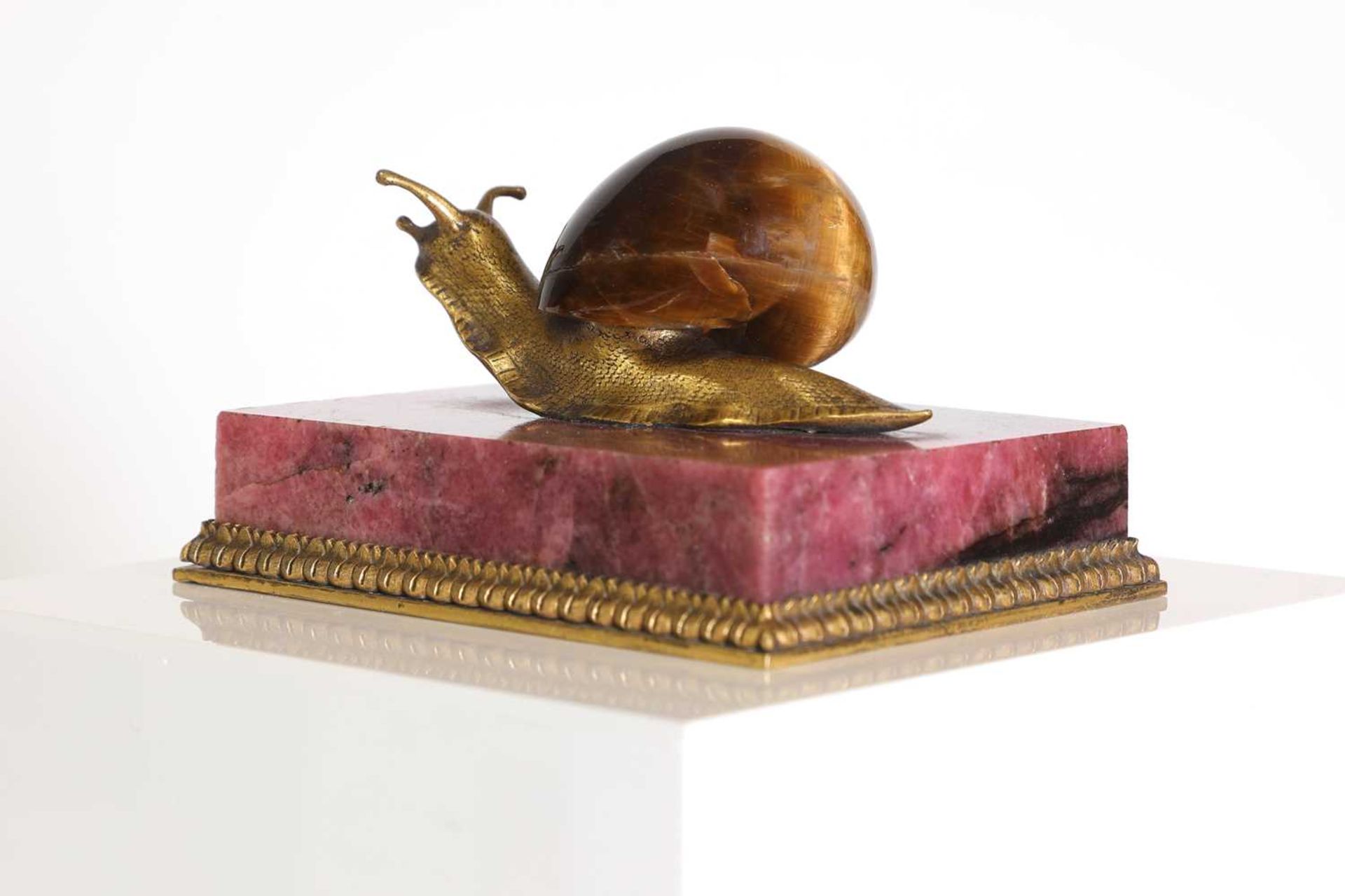A tiger's eye and ormolu snail, - Image 9 of 25