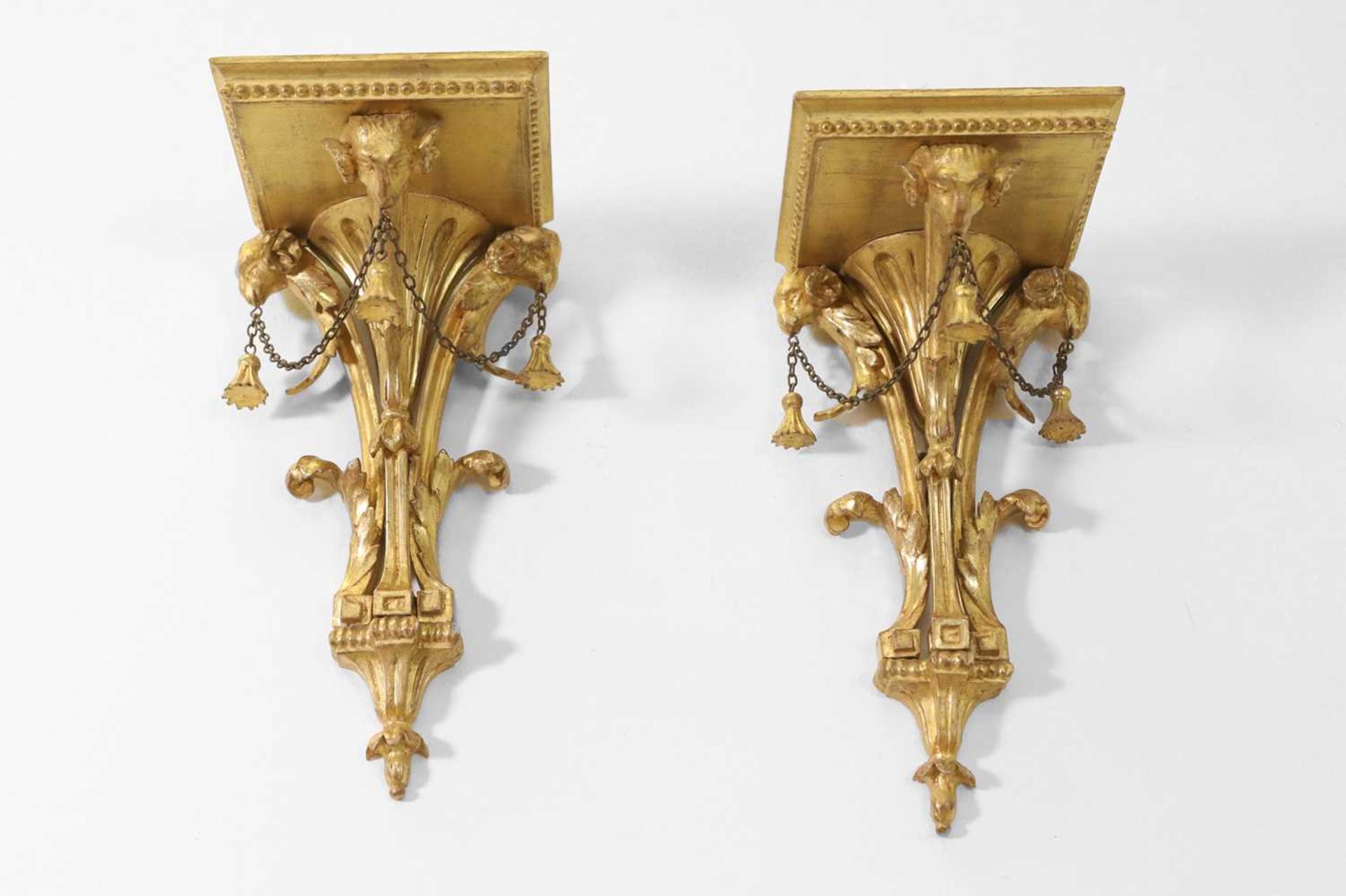 A pair of George III-style giltwood wall brackets, - Image 6 of 6