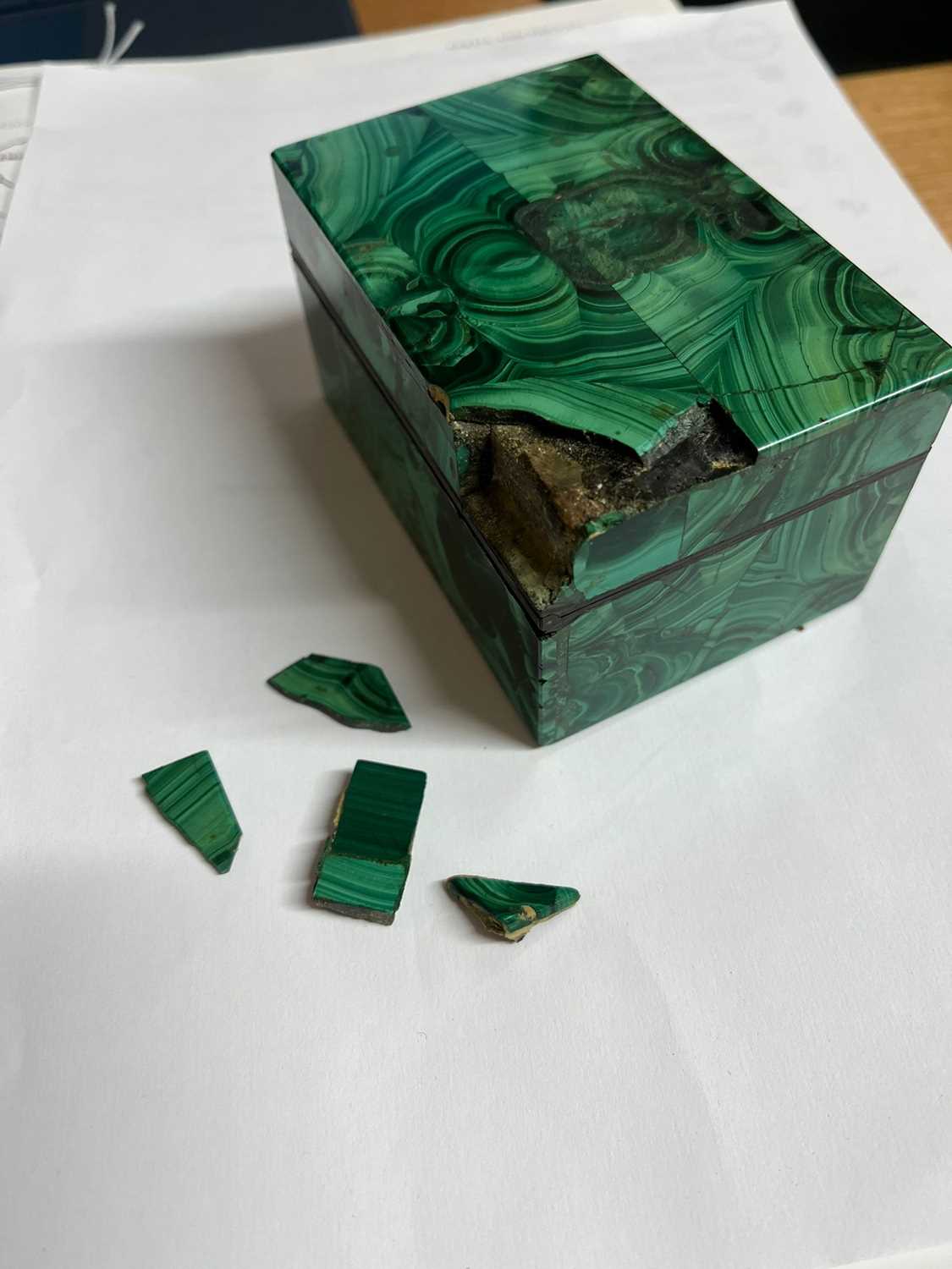 Two malachite veneered jewellery boxes or caskets, - Image 15 of 15