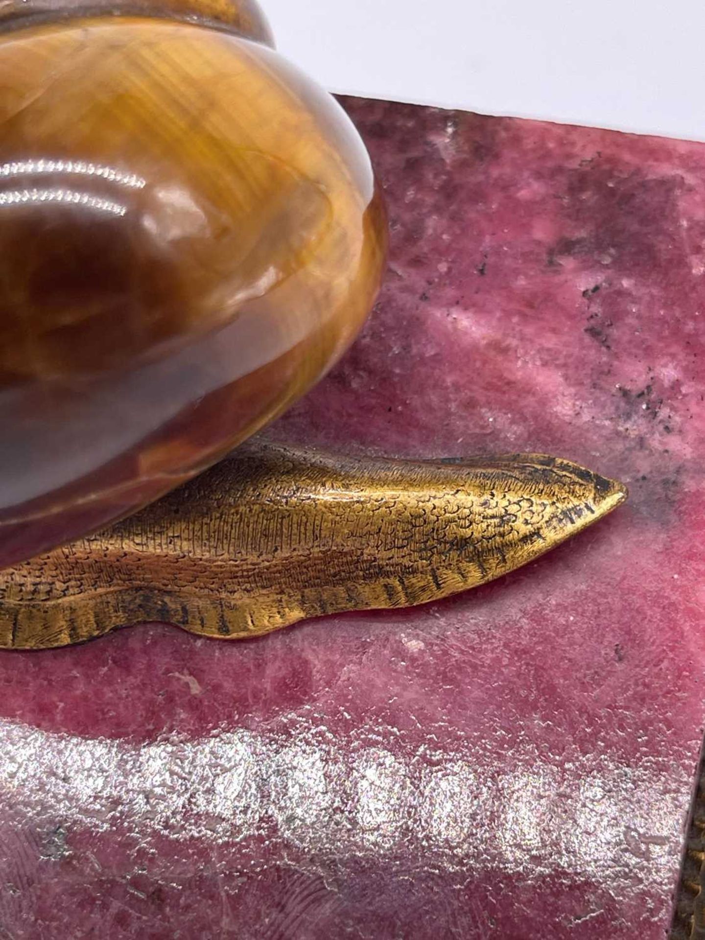 A tiger's eye and ormolu snail, - Image 19 of 25