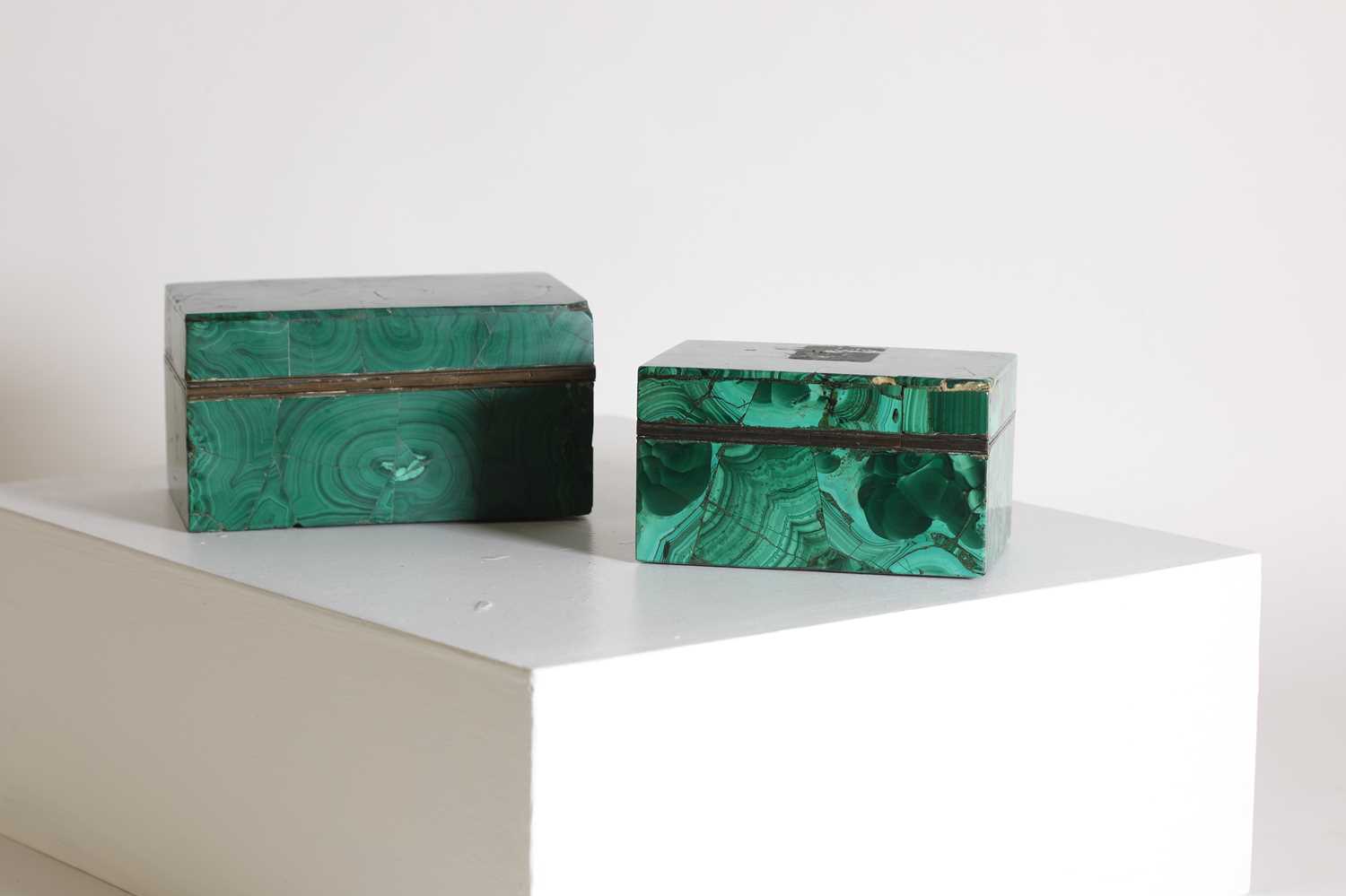 Two malachite veneered jewellery boxes or caskets, - Image 12 of 15