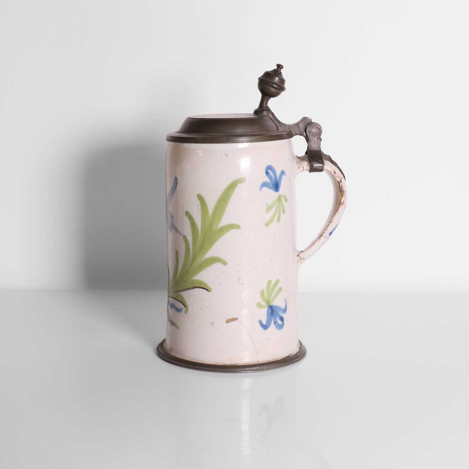 A cutler's pewter-mounted delft tankard, - Image 3 of 6