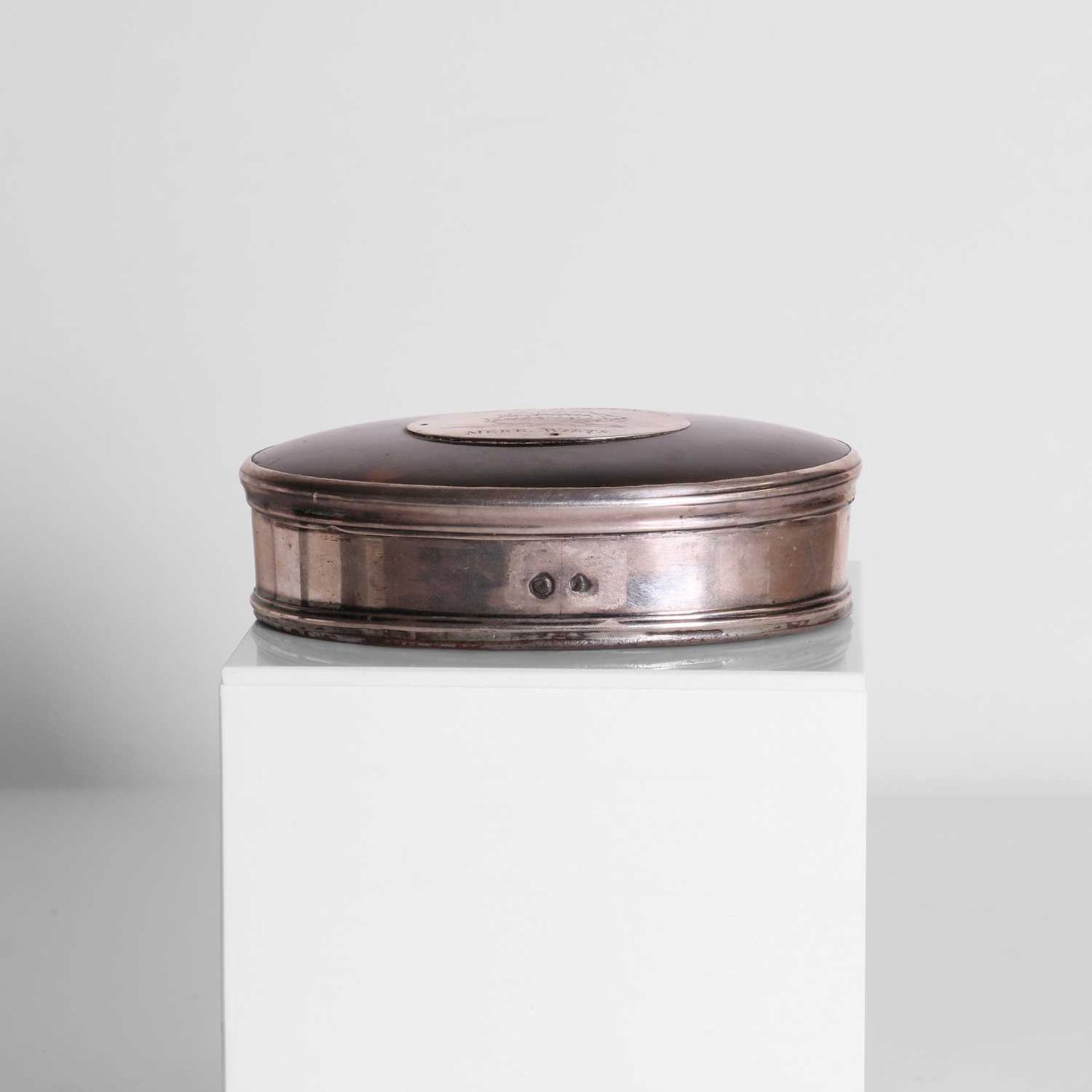 A sea captain's tortoiseshell and silver snuffbox, - Image 3 of 5