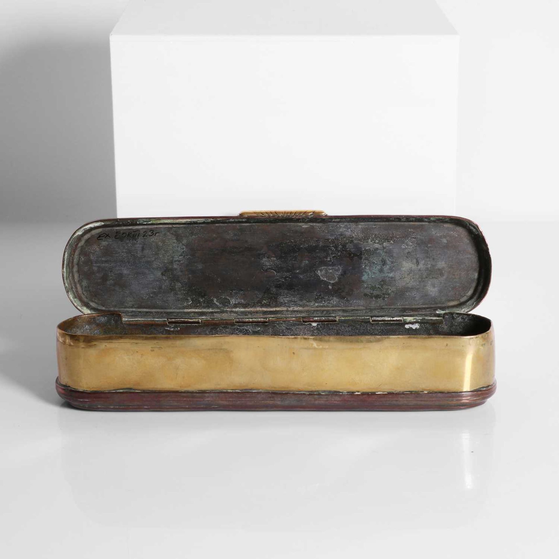 A copper and brass tobacco box, - Image 4 of 6