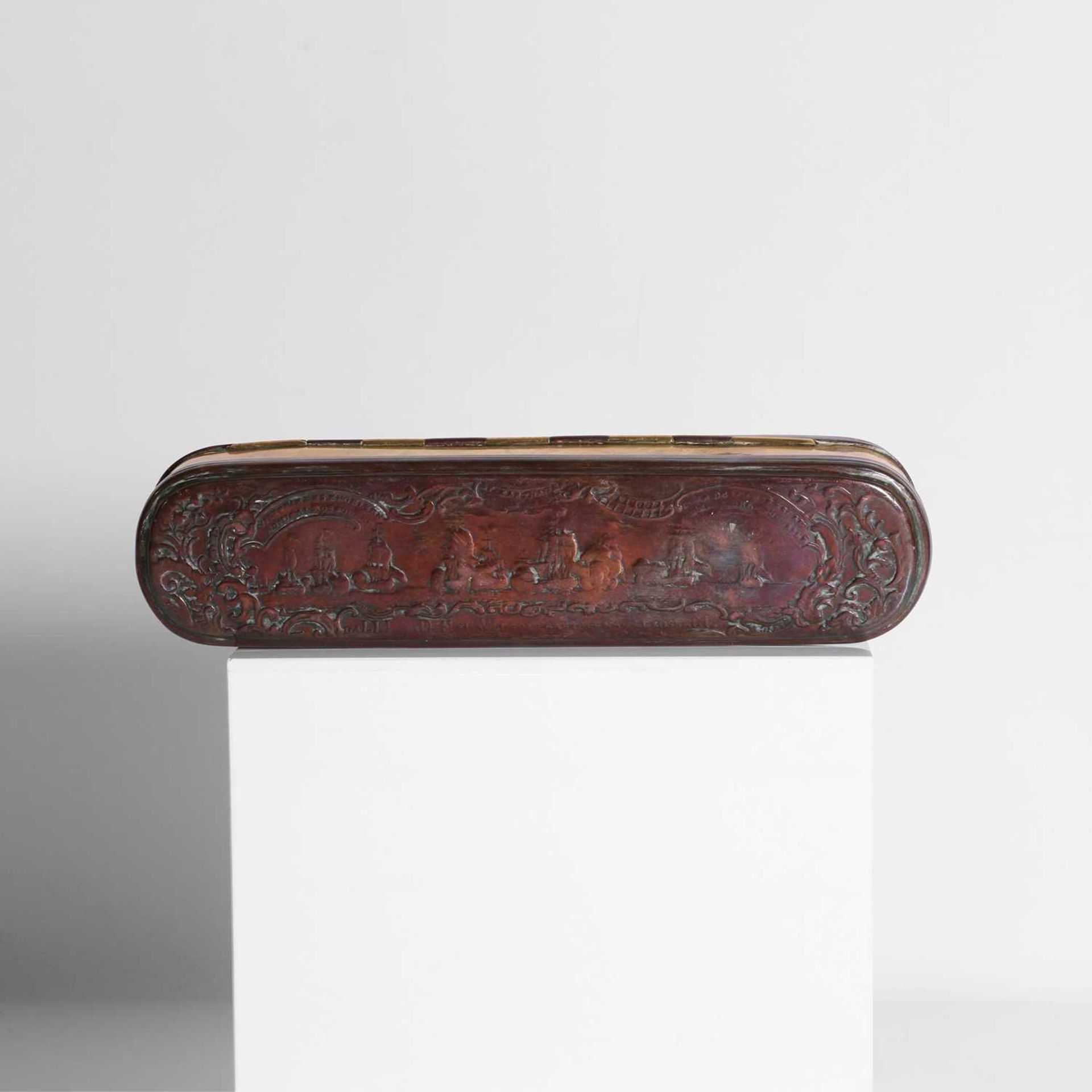 A copper and brass tobacco box, - Image 3 of 6