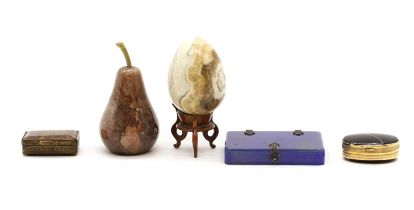 A group of agate and hardstone items