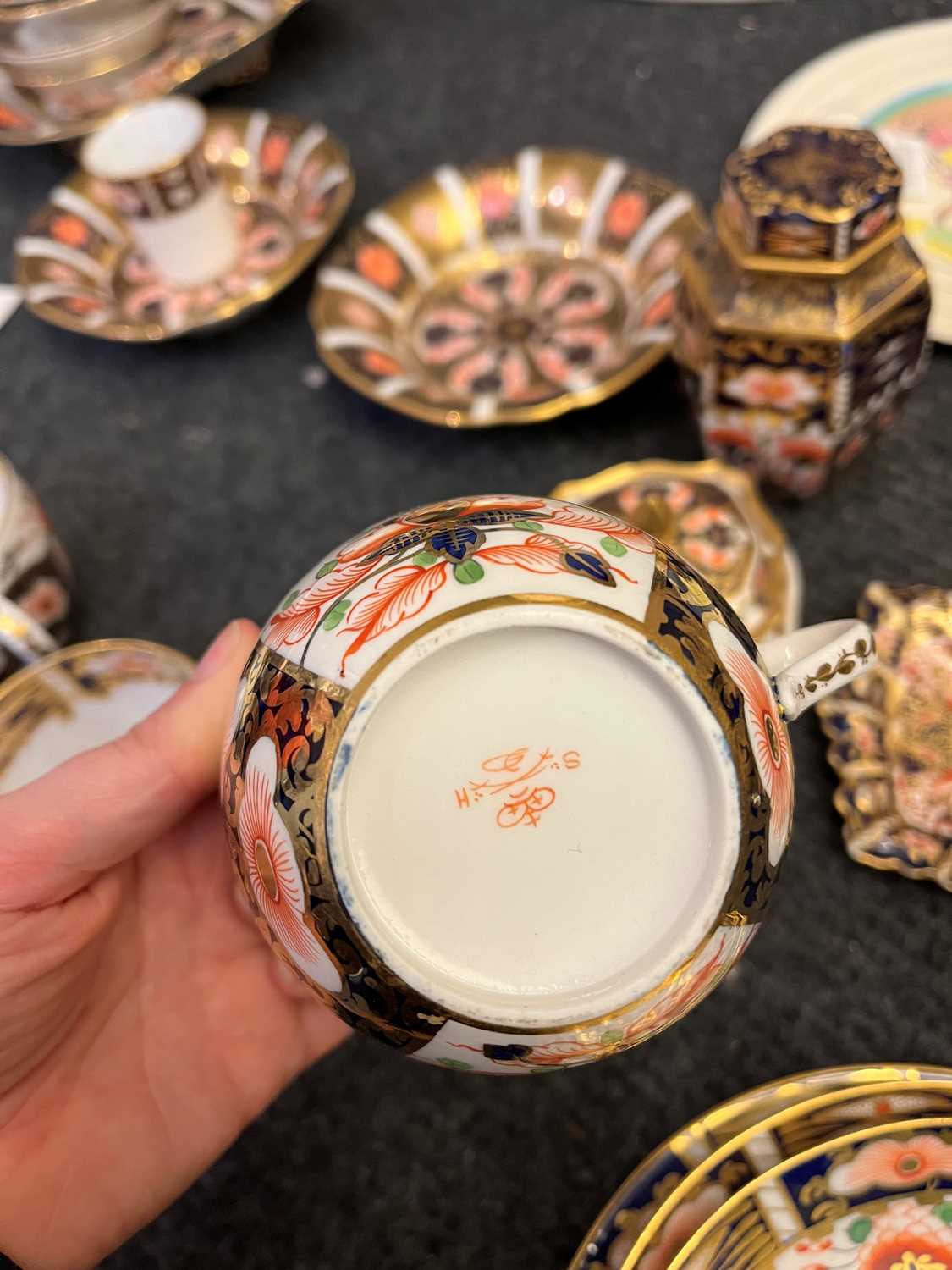 A Royal Crown Derby Imari tea service - Image 12 of 27