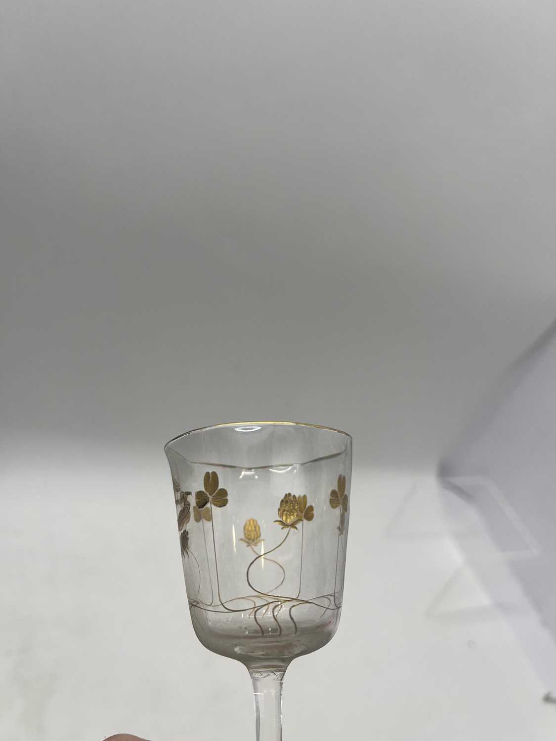 A suite of armorial drinking glasses - Image 16 of 21