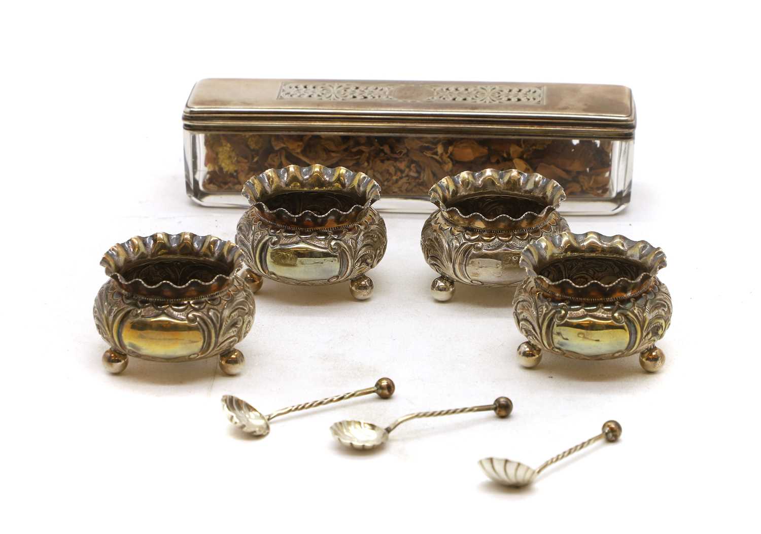 A group of four Victorian silver salts - Image 3 of 4