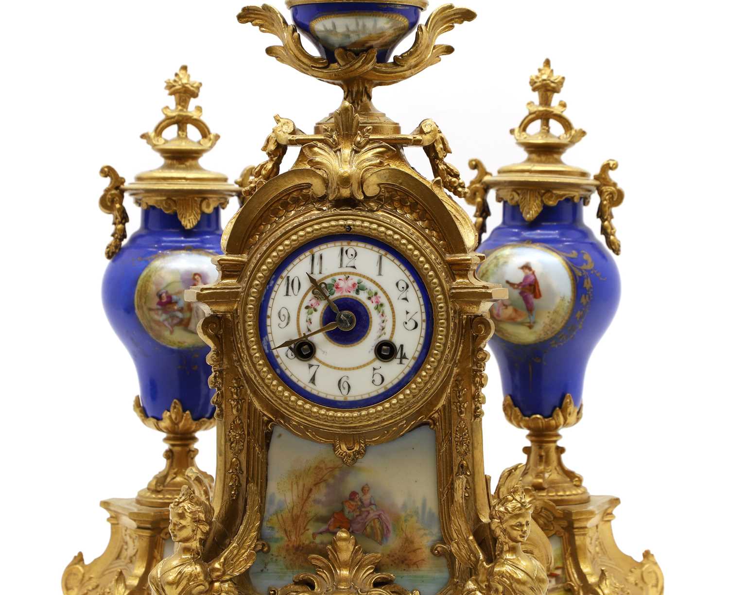 A ormolu and porcelain mantel clock garniture - Image 4 of 4