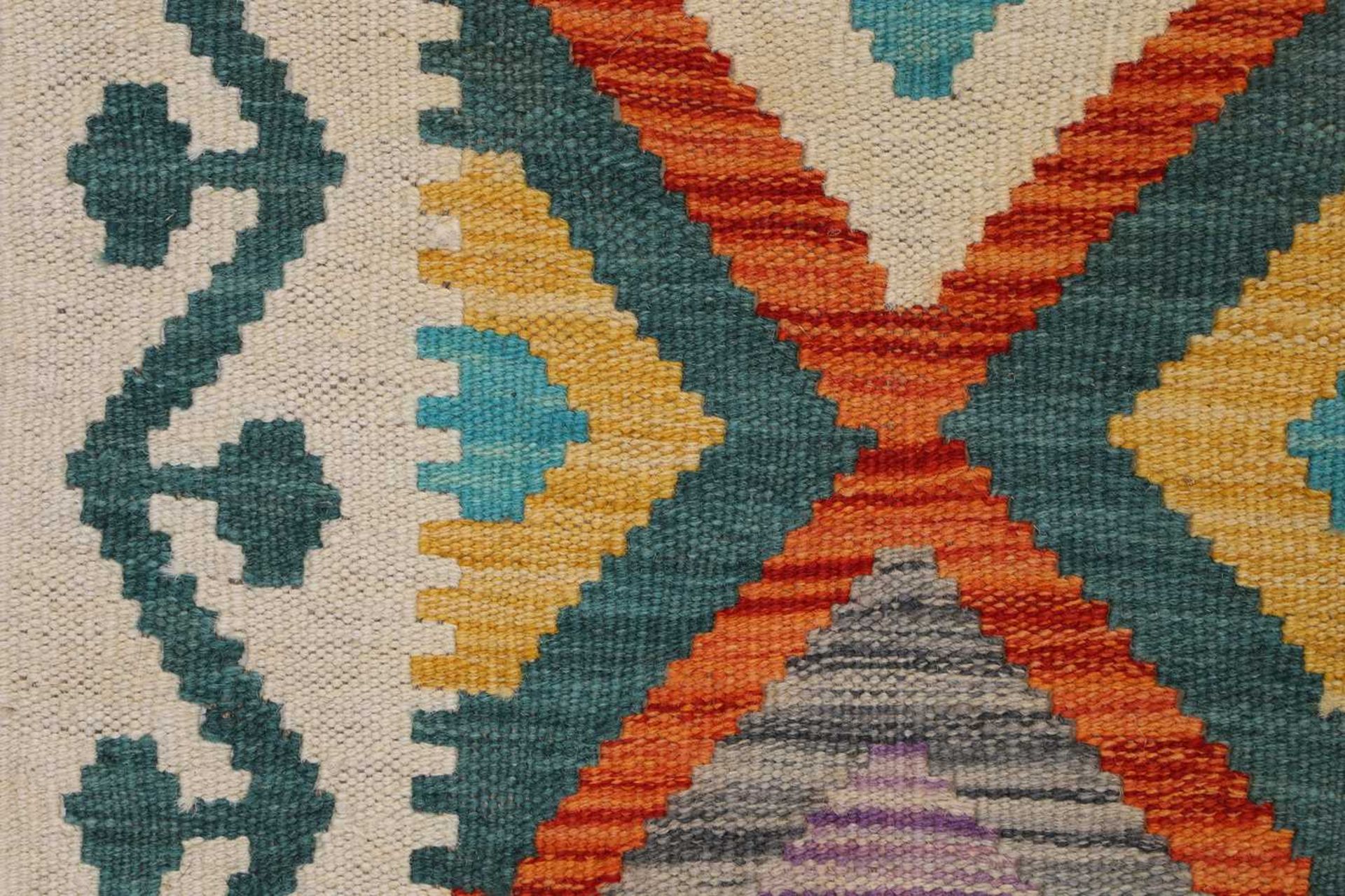 A kilim flat-weave rug, - Image 3 of 7