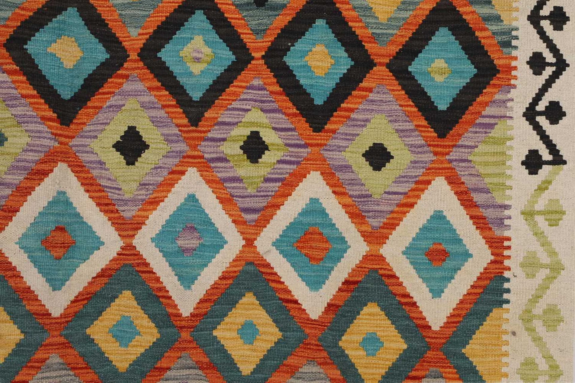 A kilim flat-weave rug, - Image 2 of 7