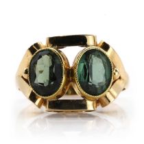 A Continental gold and green synthetic spinel ring, c. 1940-1950,