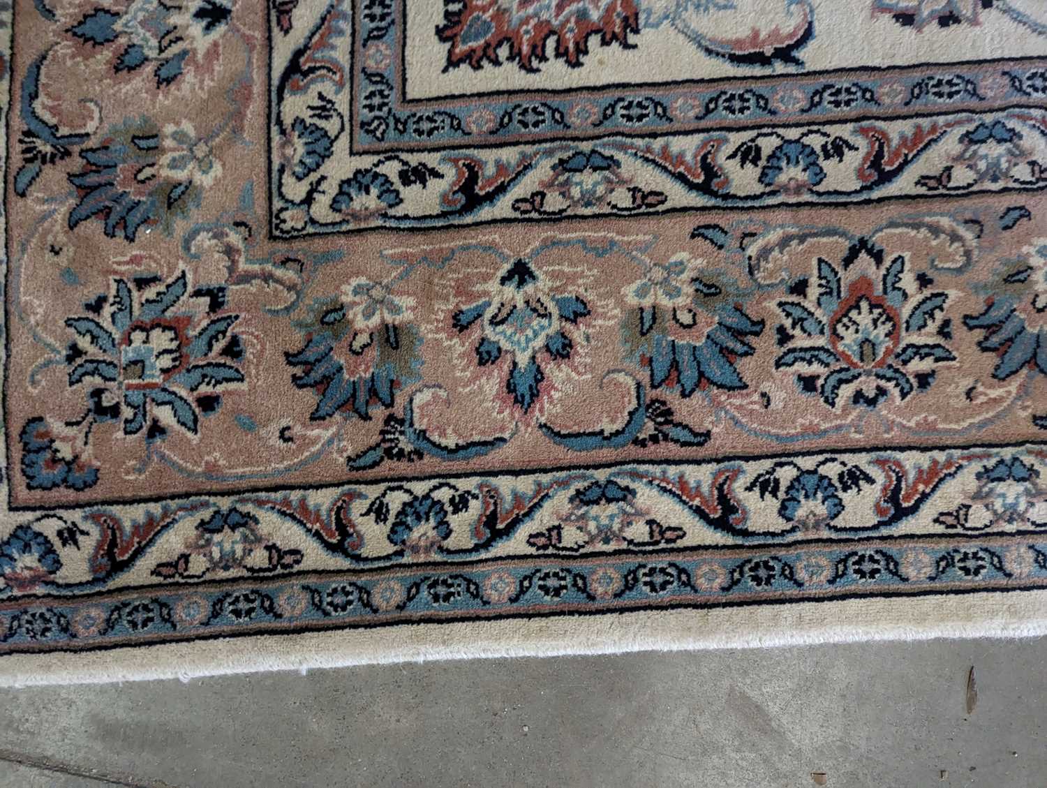 A Kashan carpet - Image 20 of 35