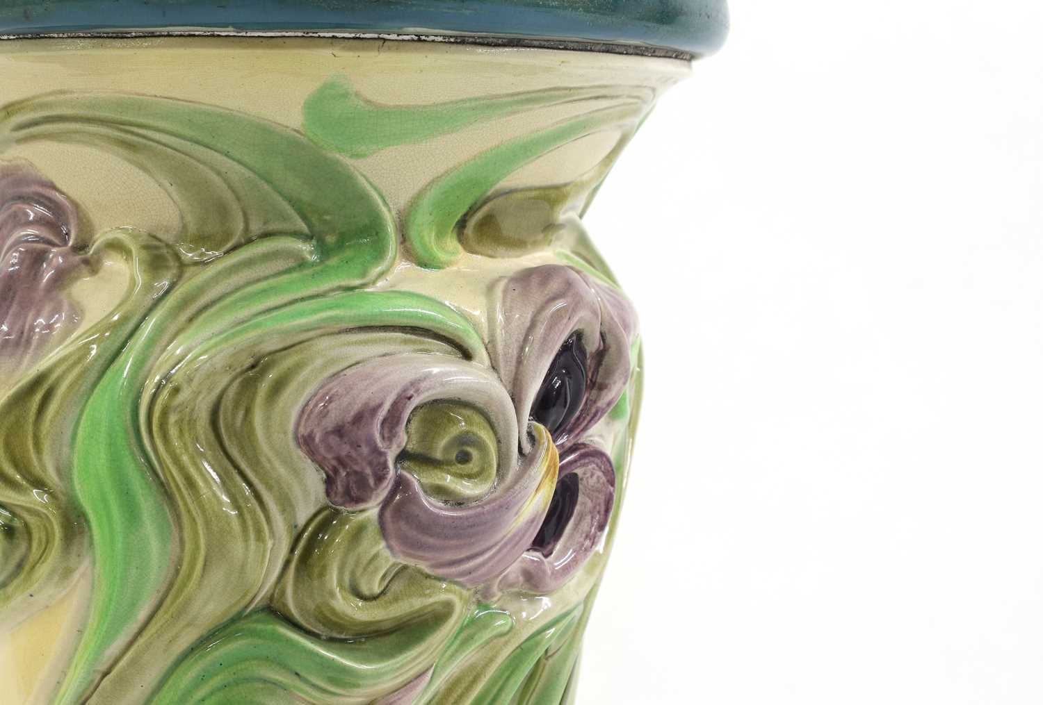 A Bretby pottery jardinière on stand - Bild 6 aus 15